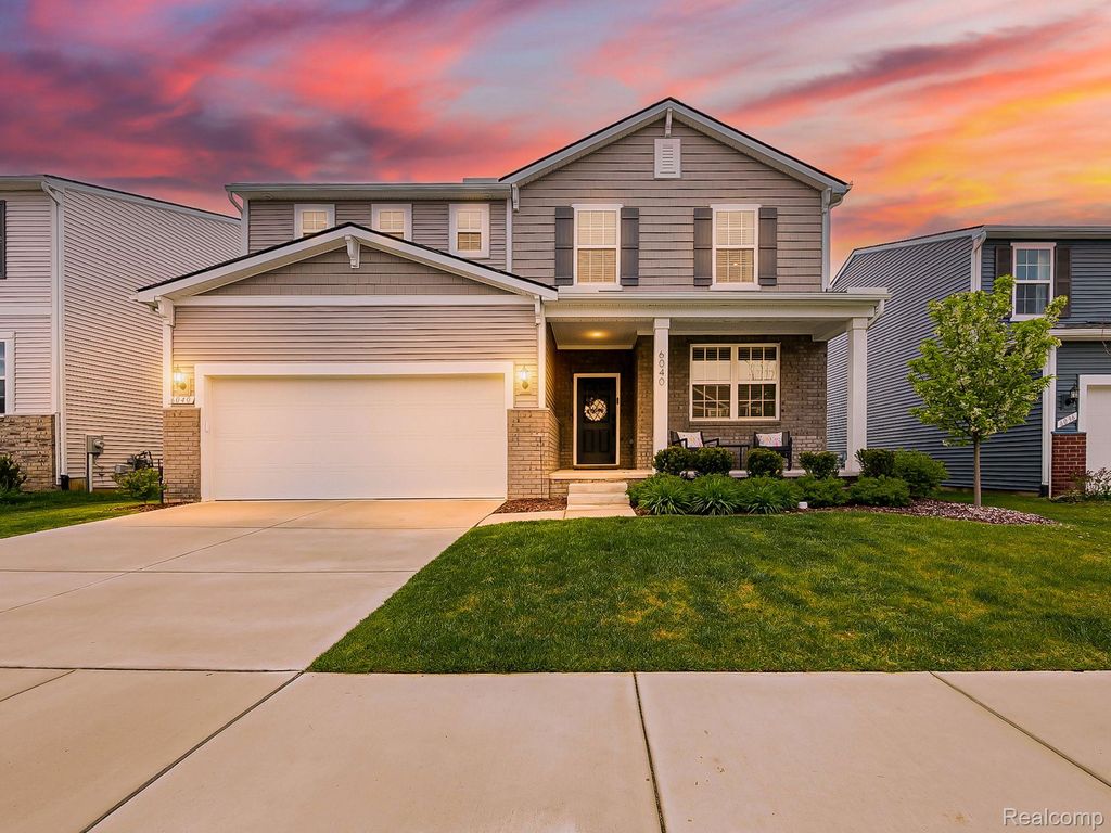 6040 FIELDSTONE Circle, South Lyon, MI 48178