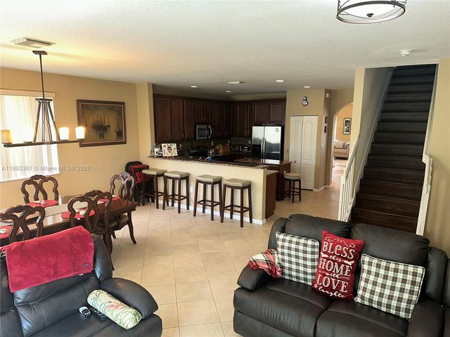 13986 SW 276th Way, Homestead, FL 33032