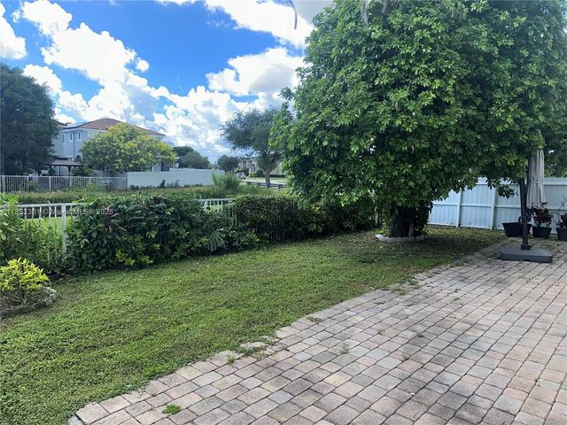 13986 SW 276th Way, Homestead, FL 33032
