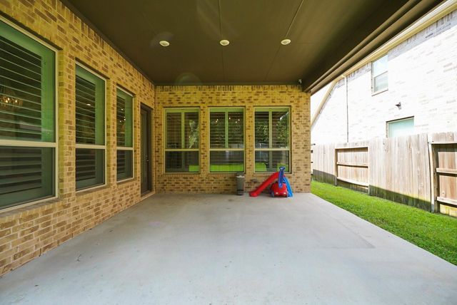 13114 Sierra National Drive, Humble, TX 77346