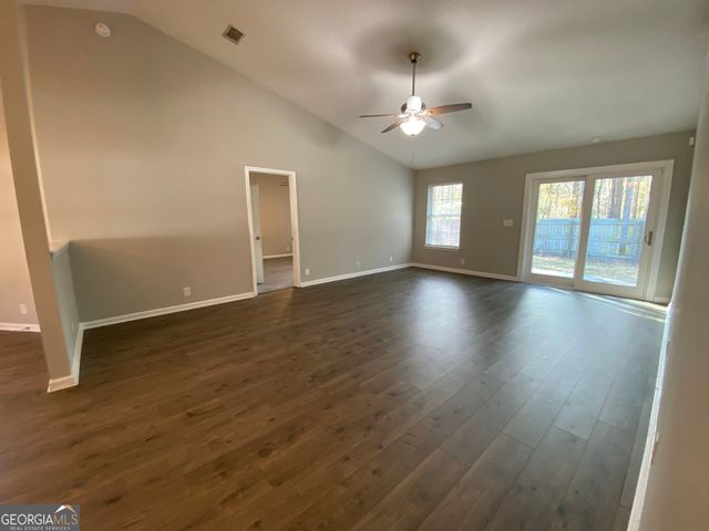 118 Hydrangea Road, Kingsland, GA 31548