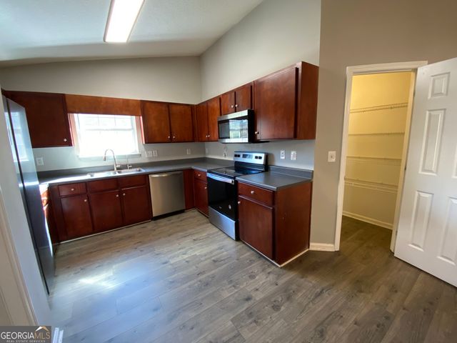 118 Hydrangea Road, Kingsland, GA 31548