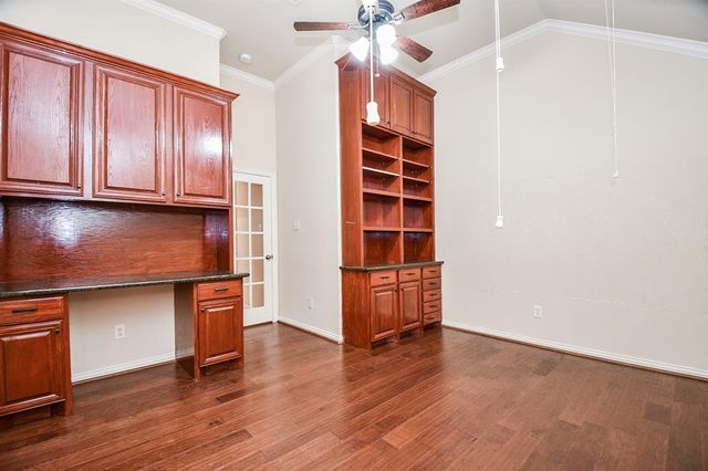 2114 Ascot Ln, Sugar Land, TX 77479