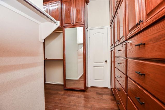2114 Ascot Ln, Sugar Land, TX 77479