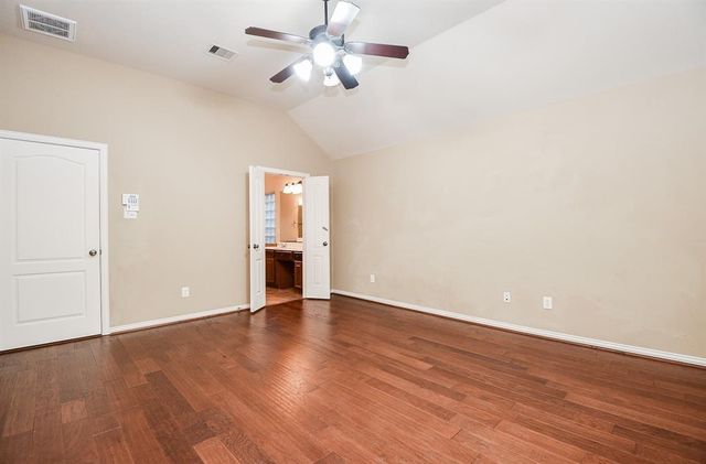 2114 Ascot Ln, Sugar Land, TX 77479