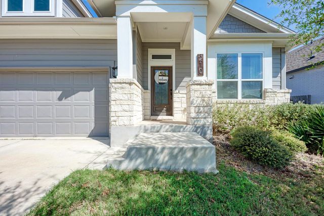 210 Mangold DR, Hutto, TX 78634