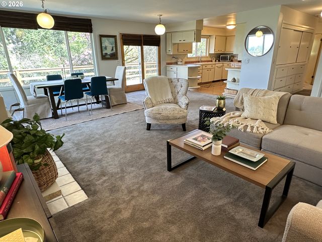 20431 Sw EDY Rd, Sherwood, OR 97140