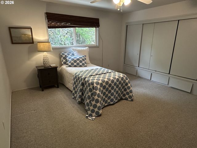 20431 Sw EDY Rd, Sherwood, OR 97140