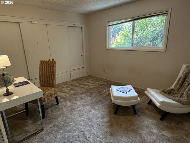 20431 Sw EDY Rd, Sherwood, OR 97140