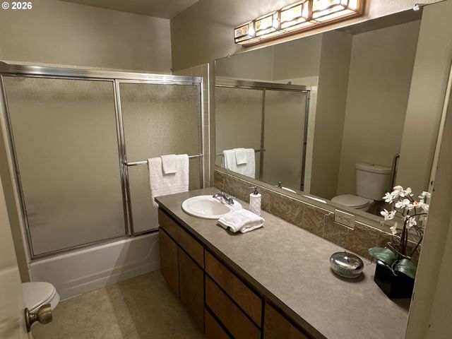 20431 Sw EDY Rd, Sherwood, OR 97140