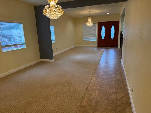 881 Douglas St, West Sacramento, CA 95605