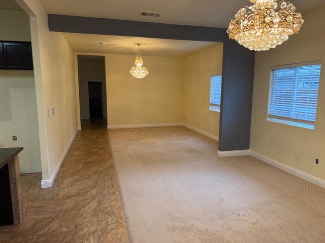 881 Douglas St, West Sacramento, CA 95605