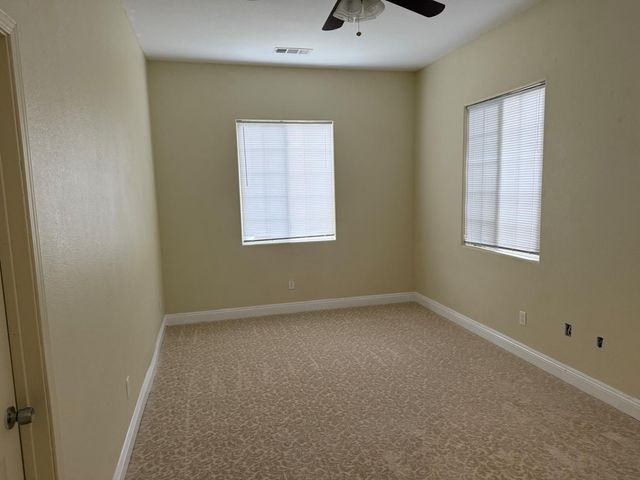 881 Douglas St, West Sacramento, CA 95605