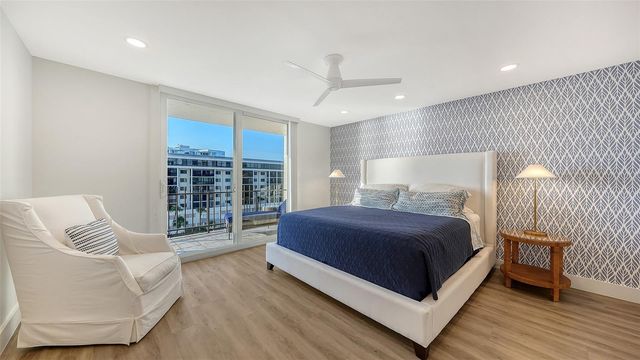 1212 BENJAMIN FRANKLIN DRIVE 604, Sarasota, FL 34236