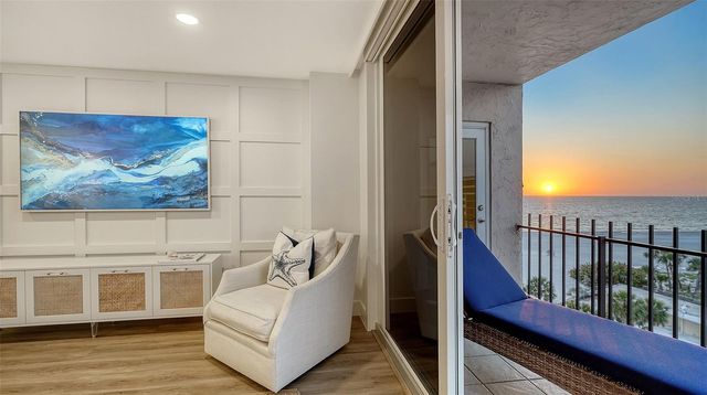 1212 BENJAMIN FRANKLIN DRIVE 604, Sarasota, FL 34236