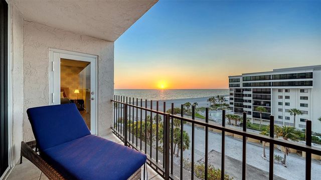 1212 BENJAMIN FRANKLIN DRIVE 604, Sarasota, FL 34236