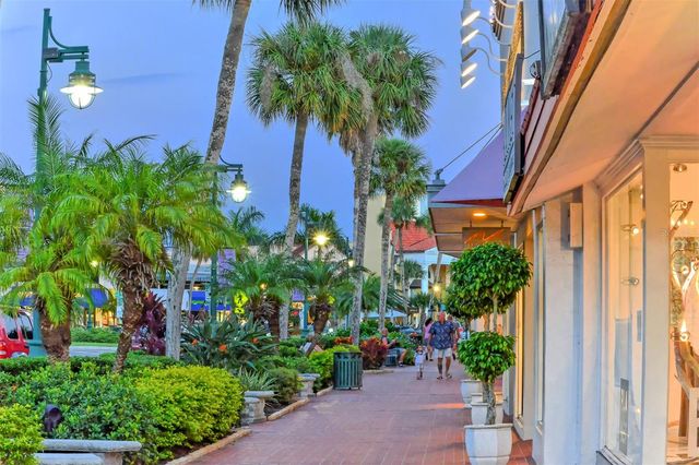 1212 BENJAMIN FRANKLIN DRIVE 604, Sarasota, FL 34236