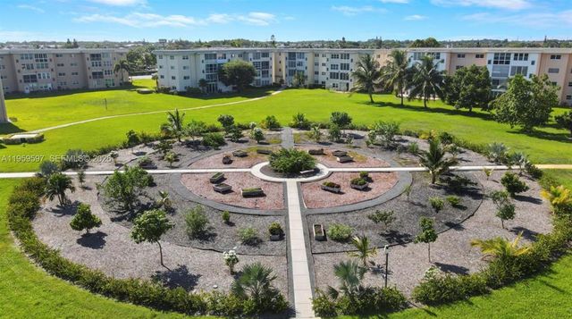 130 NE 26th Ave 4040, Boynton Beach, FL 33435