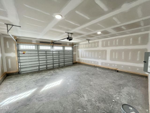 303 Creeks Edge Drive, Pikeville, NC 27863