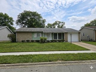 2719 Knollwood Place, Hazel Crest, IL 60429