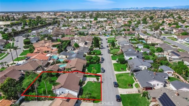 9208 Buell, Downey, CA 90241