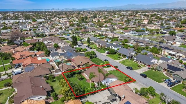 9208 Buell, Downey, CA 90241