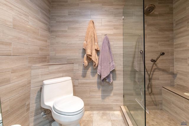 3909 RIDGEMOOR DR, Rapid City, SD 57702