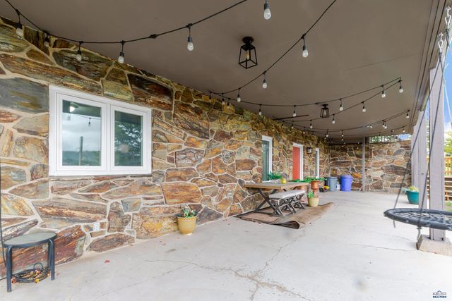 3909 RIDGEMOOR DR, Rapid City, SD 57702