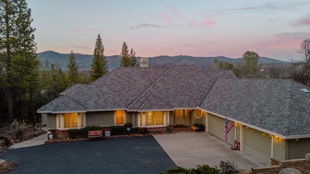 14186 Stanton Circle, Sonora, CA 95370