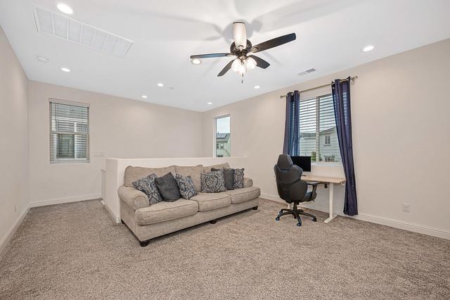 993 Hopkins St, Lincoln, CA 95648