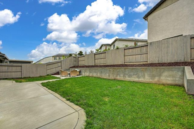 993 Hopkins St, Lincoln, CA 95648