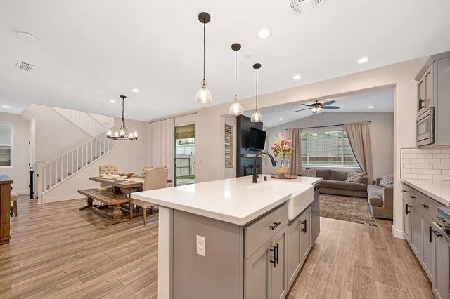 993 Hopkins St, Lincoln, CA 95648