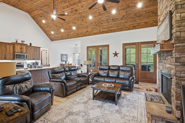 716 Butler Rd, Portland, TN 37148