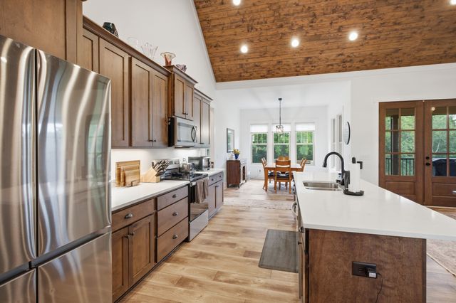 716 Butler Rd, Portland, TN 37148