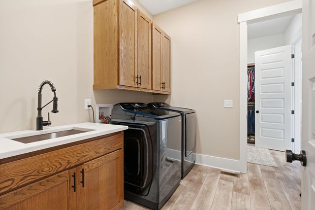 716 Butler Rd, Portland, TN 37148