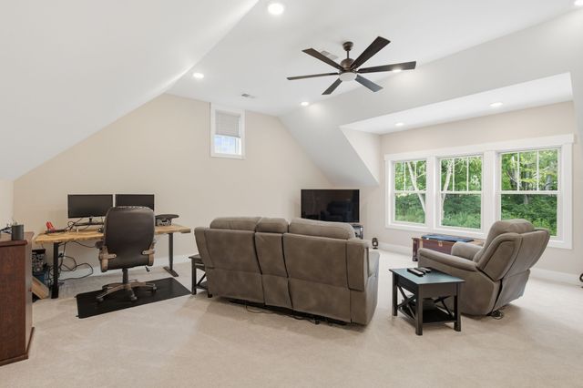 716 Butler Rd, Portland, TN 37148