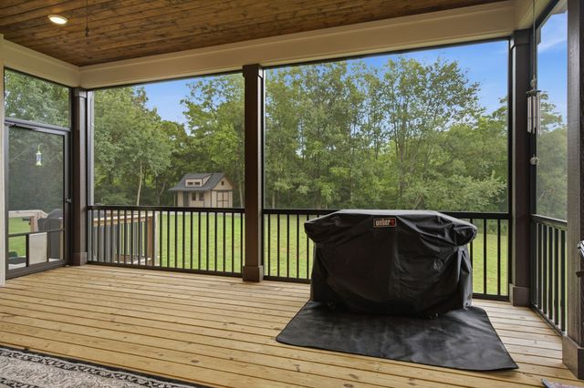 716 Butler Rd, Portland, TN 37148