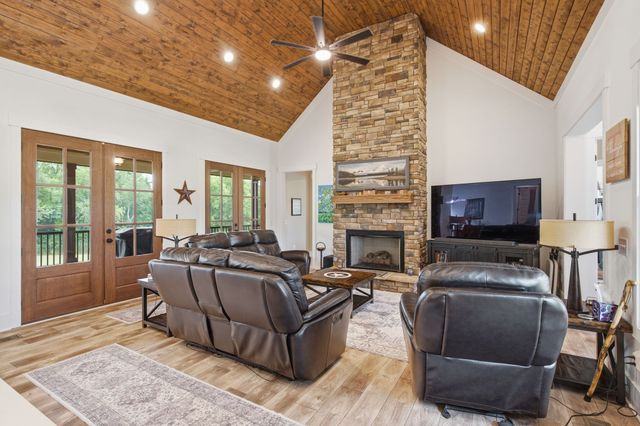 716 Butler Rd, Portland, TN 37148