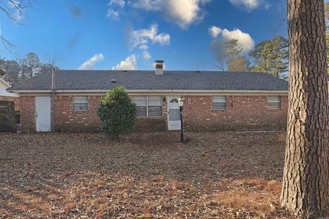 1503 Silver Fox, Pine Bluff, AR 71603