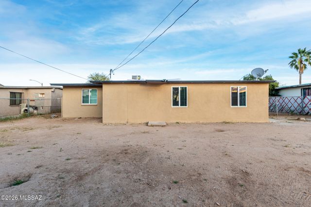4612 S 16th Avenue, Tucson, AZ 85714