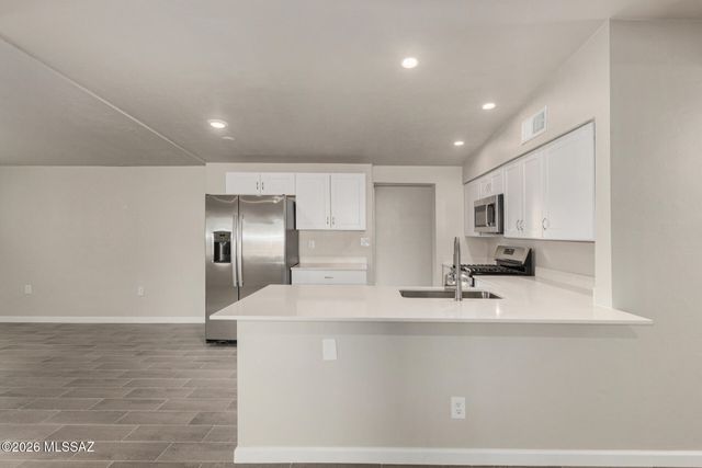 4612 S 16th Avenue, Tucson, AZ 85714