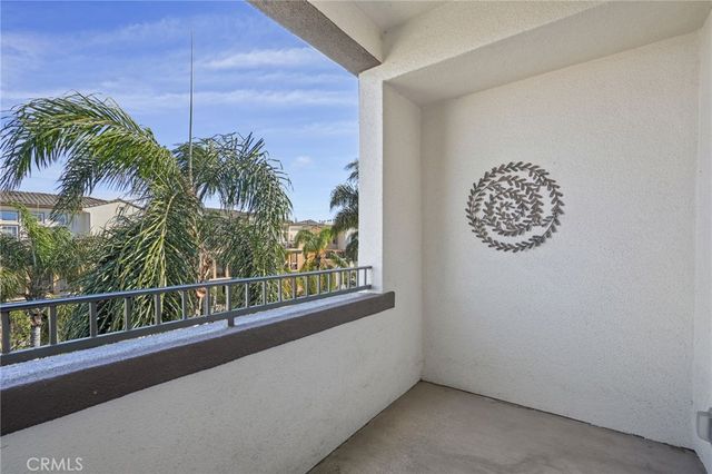 13031 Villosa Place 422, Playa Vista, CA 90094