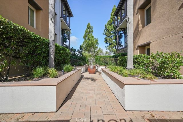 13031 Villosa Place 422, Playa Vista, CA 90094