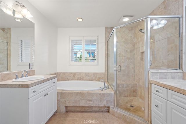 13031 Villosa Place 422, Playa Vista, CA 90094
