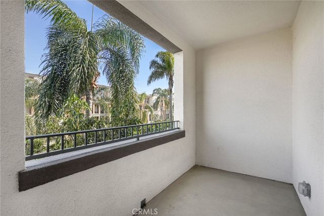 13031 Villosa Place 422, Playa Vista, CA 90094