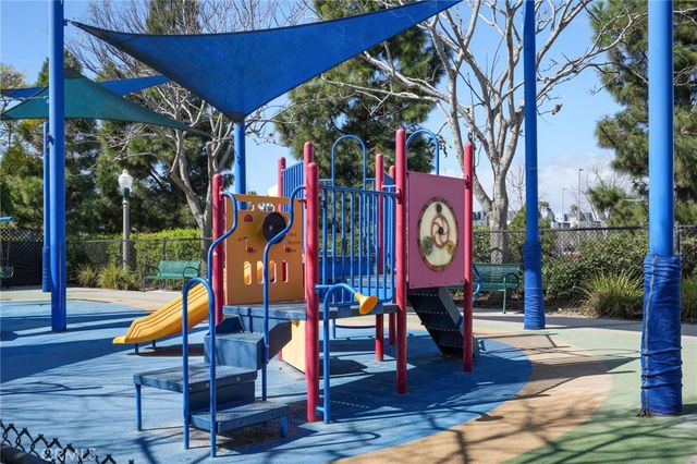 13031 Villosa Place 422, Playa Vista, CA 90094