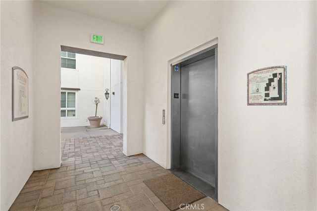 13031 Villosa Place 422, Playa Vista, CA 90094