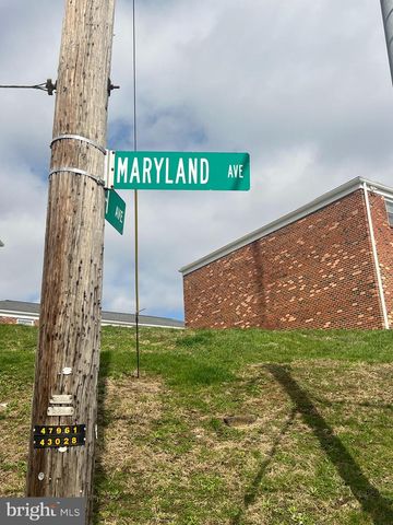1320 MARYLAND AVE, Wilmington, DE 19805