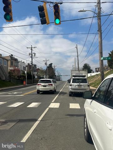 1320 MARYLAND AVE, Wilmington, DE 19805