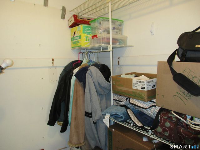 629 Longfellow Drive 629, Branford, CT 06405